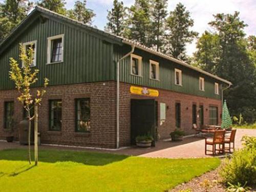 Το κτήριο όπου στεγάζεται  το διαμέρισμα