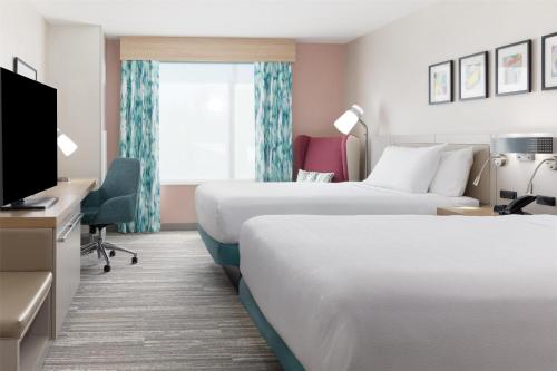 Katil atau katil-katil dalam bilik di Hilton Garden Inn Walnut Creek