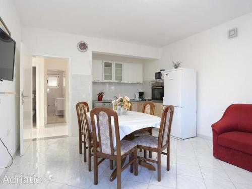 Holiday Home Nada Rogoznica - Six Bedroom Holiday Home