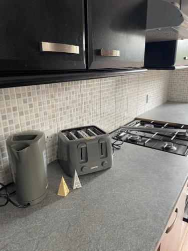 Kuchyň nebo kuchyňský kout v ubytování Tamworth Home