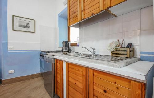 Awesome Home In Roma With Wifi