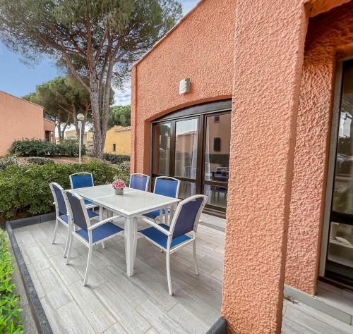 Terrasse privée, piscine, à 5 mn de la plage photo 45