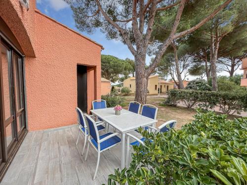 Terrasse privée, piscine, à 5 mn de la plage photo 48