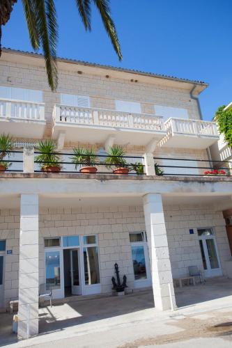 Gallery image of Apartments Sumic Podgora in Podgora