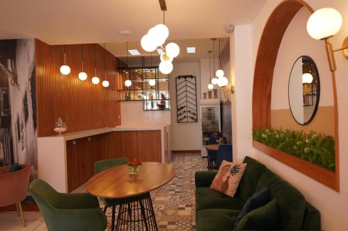 Гостиная зона в Hotel San Blas