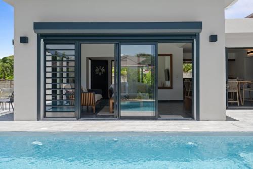 Villa Kaz Korail