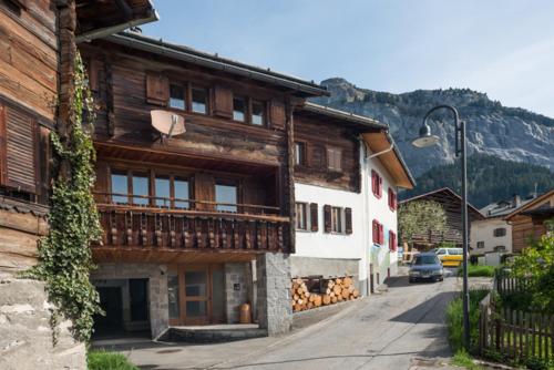 Edelweiss Ferienwohnung, Casa Dadens, Flims Dorf , 6027