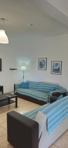 Valias House