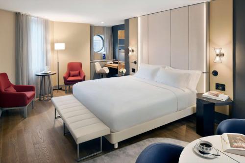 Ένα ή περισσότερα κρεβάτια σε δωμάτιο στο NH Collection New York Madison Avenue