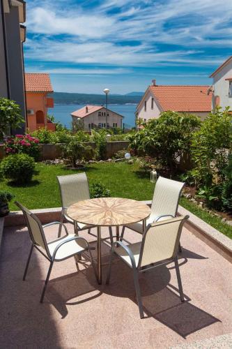 Apartments in Crikvenica 26704