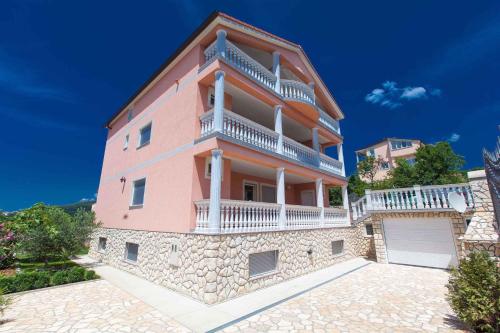 Apartments in Crikvenica 26704