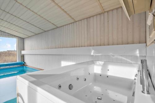 Φωτογραφία από το άλμπουμ του 340-Hvide-Sande-Fyrmarken-21 σε Hvide Sande