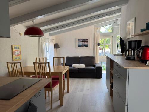 Η κουζίνα ή μικρή κουζίνα στο Auf den Höfen Fewo 13