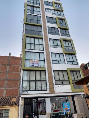 Bangunan di mana terletaknya apartmen