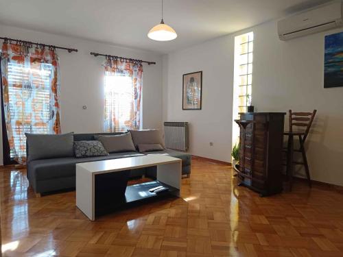 Apartment Valbandon 8