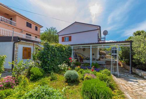 Galeriebild der Unterkunft Apartments in Sveti Juraj 39521 in Sveti Juraj