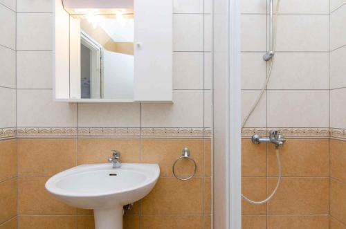 Apartment in Crikvenica with One-Bedroom 3