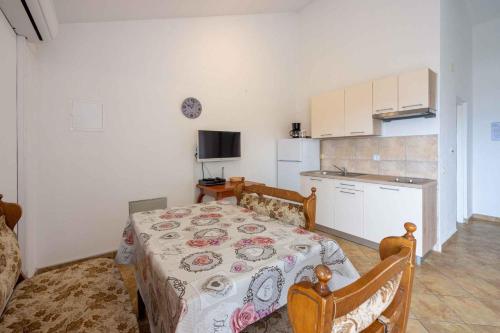 Apartment in Crikvenica with One-Bedroom 3