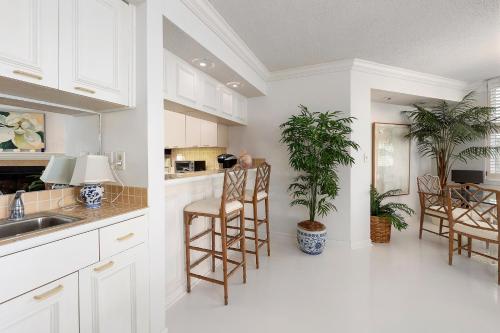 Gallery image of King and Prince #387 in Harrington