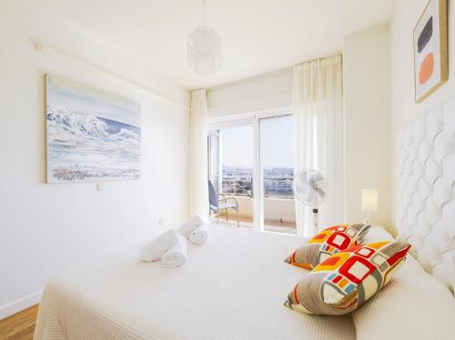 Cubo's Apartment Ronda del Golf Seaview & Parking