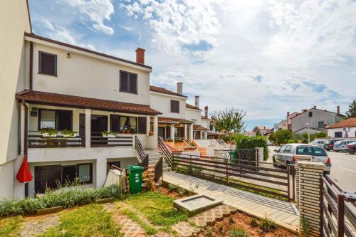 Studio Apartment Pula near Sea 2