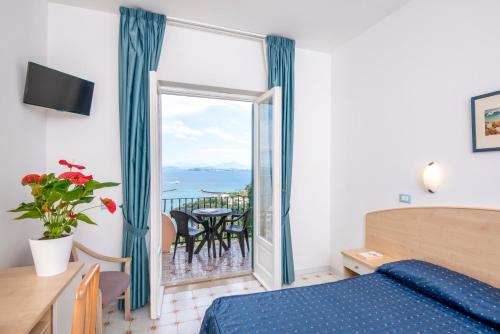 Katil atau katil-katil dalam bilik di Hotel Villa Ireos