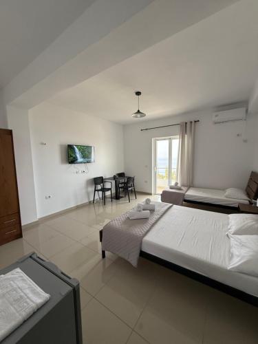 Gallery image of Kolagji Rooms in Lukovë