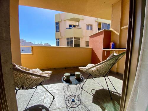 Apartment with Rooftop Pool - TideView Corralejo
