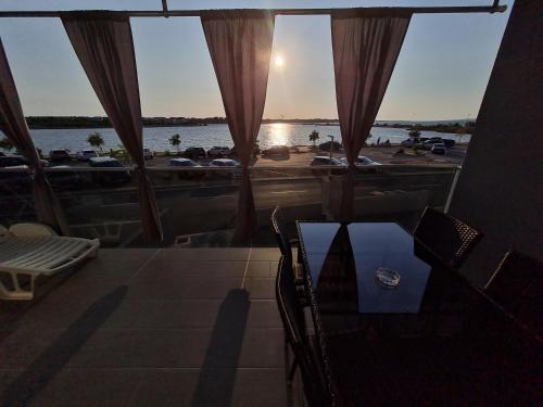 Fotografie z fotogalerie ubytování Apartmani Ždrijac Nin v destinaci Nin