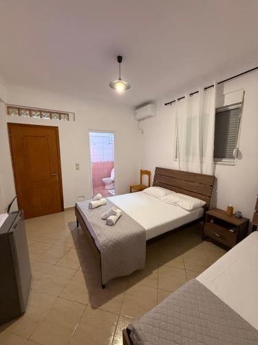 Gallery image of Kolagji Rooms in Lukovë