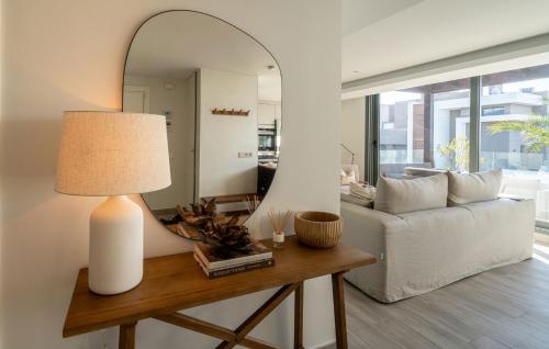Stylish Boutique 2-Bedroom Penthouse Near Estepona