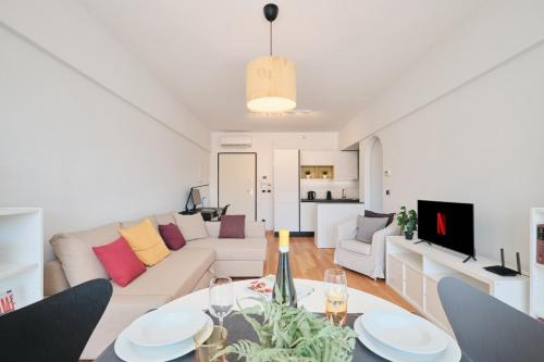 Trastevere-Colosseo, Elegant Apartment Wi-Fi & A-C