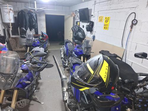 Φωτογραφία από το άλμπουμ του 2 Wheels Granada Motocamp σε Vallequemado
