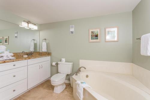 Gallery image of Beach Club #238 in Saint Simons Island