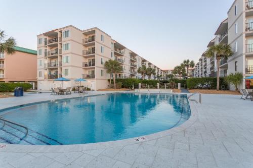 Gallery image of Beach Club #238 in Saint Simons Island
