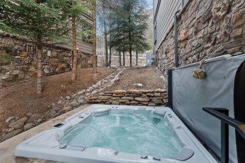 a jacuzzi tub sitting in a yard next to a building at 430 Cresta in Edwards