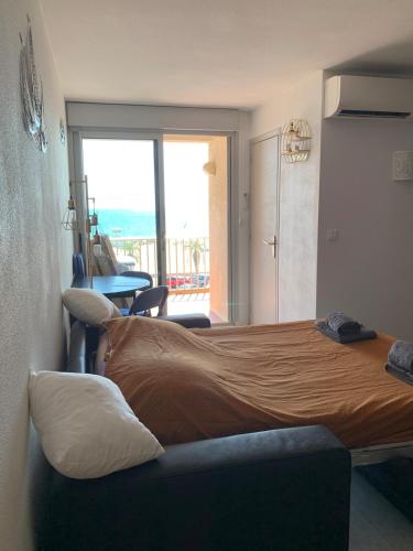 Appt cozy terrasse front de mer clim parking wifi