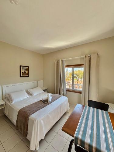 Katil atau katil-katil dalam bilik di Hotel Enseada