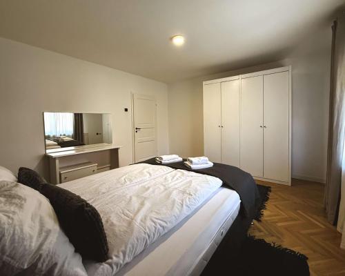 Apartments Velickovicにあるベッド