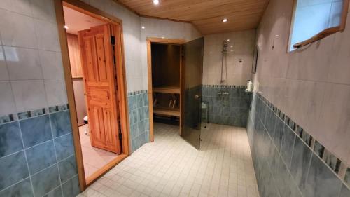 Ένα μπάνιο στο House with sauna near of lake Viljandi