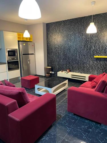 Home Select Tirana 8