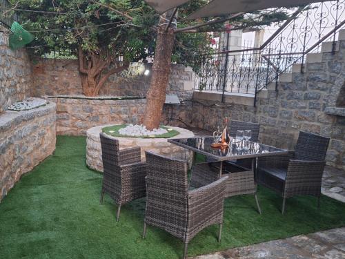 Κήπος έξω από το Casa Terra Mani