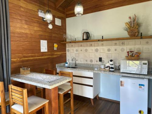 Köök või kööginurk majutusasutuses Pousada Hoff Haus