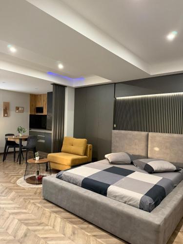21 Dream Apartments