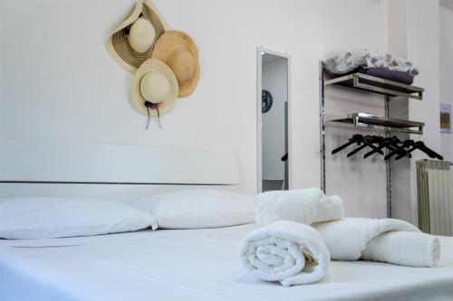 Ένα ή περισσότερα κρεβάτια σε δωμάτιο στο A CASA DI FALCO 2