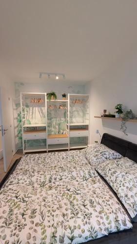 Giường trong phòng chung tại Bike & Ski MOSS Apartment