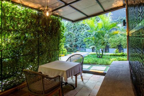 Taman di luar Gigiri Lion Villas II