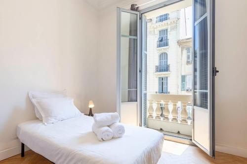 Grand appartement climatisé centre ville Nice