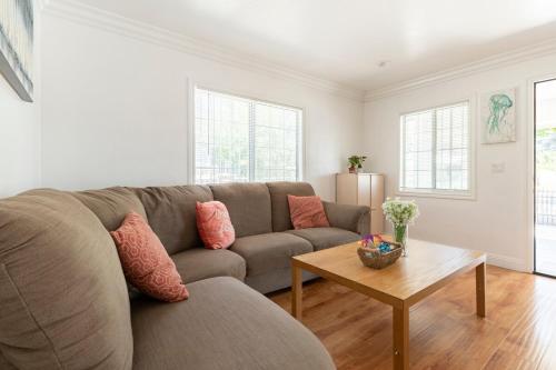 Χώρος καθιστικού στο Ideal 4BR2BA Home for Family Vacations