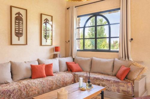 Χώρος καθιστικού στο Villa Bismelah